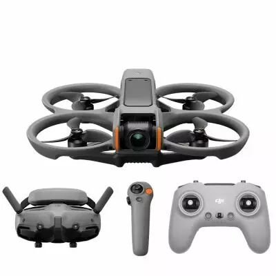 DJI Avata 2 Fly More Combo avec radiocommande 3 DJI FPV